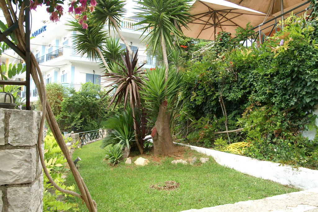 Milos Studios Parga Exterior photo