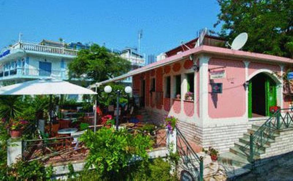 Milos Studios Parga Exterior photo